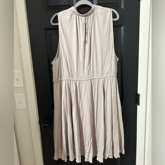 Torrid Mini Stretch Challis Hi-Low Dress - Picture 6 of 8